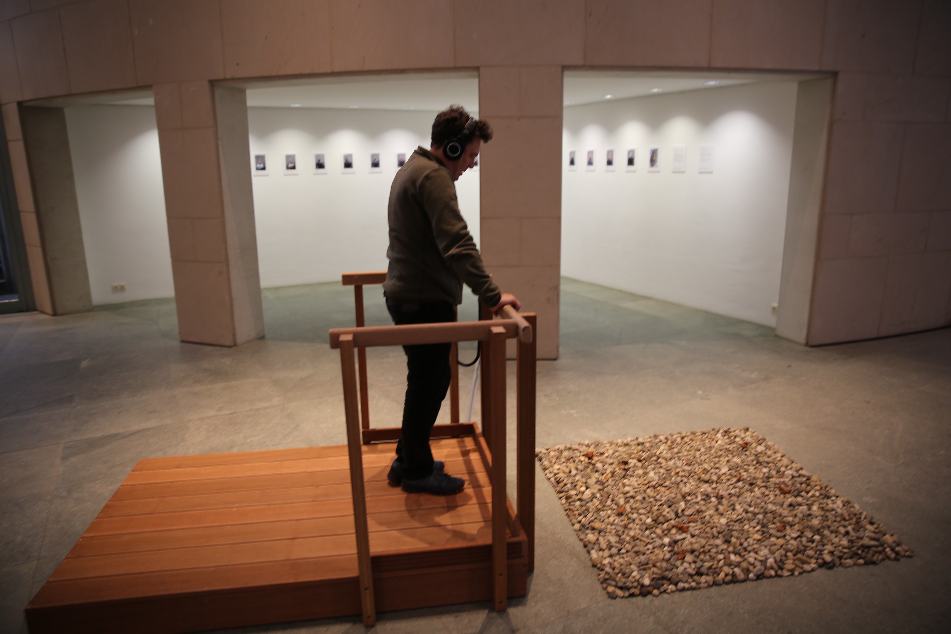 looking at gravel klein.jpg